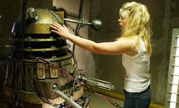 A screenshot from the episode “Dalek”